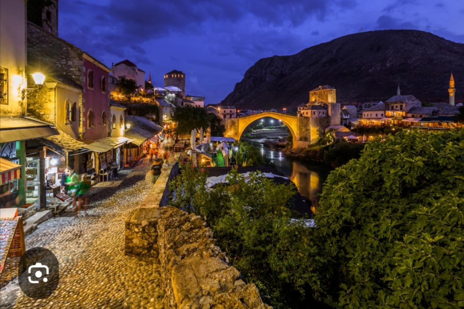 Zara Apartment With Terrace Near Old Town Mostar Exterior photo