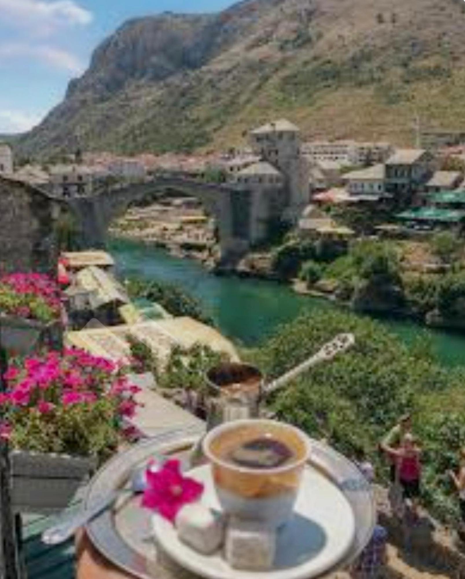 Zara Apartment With Terrace Near Old Town Mostar Exterior photo