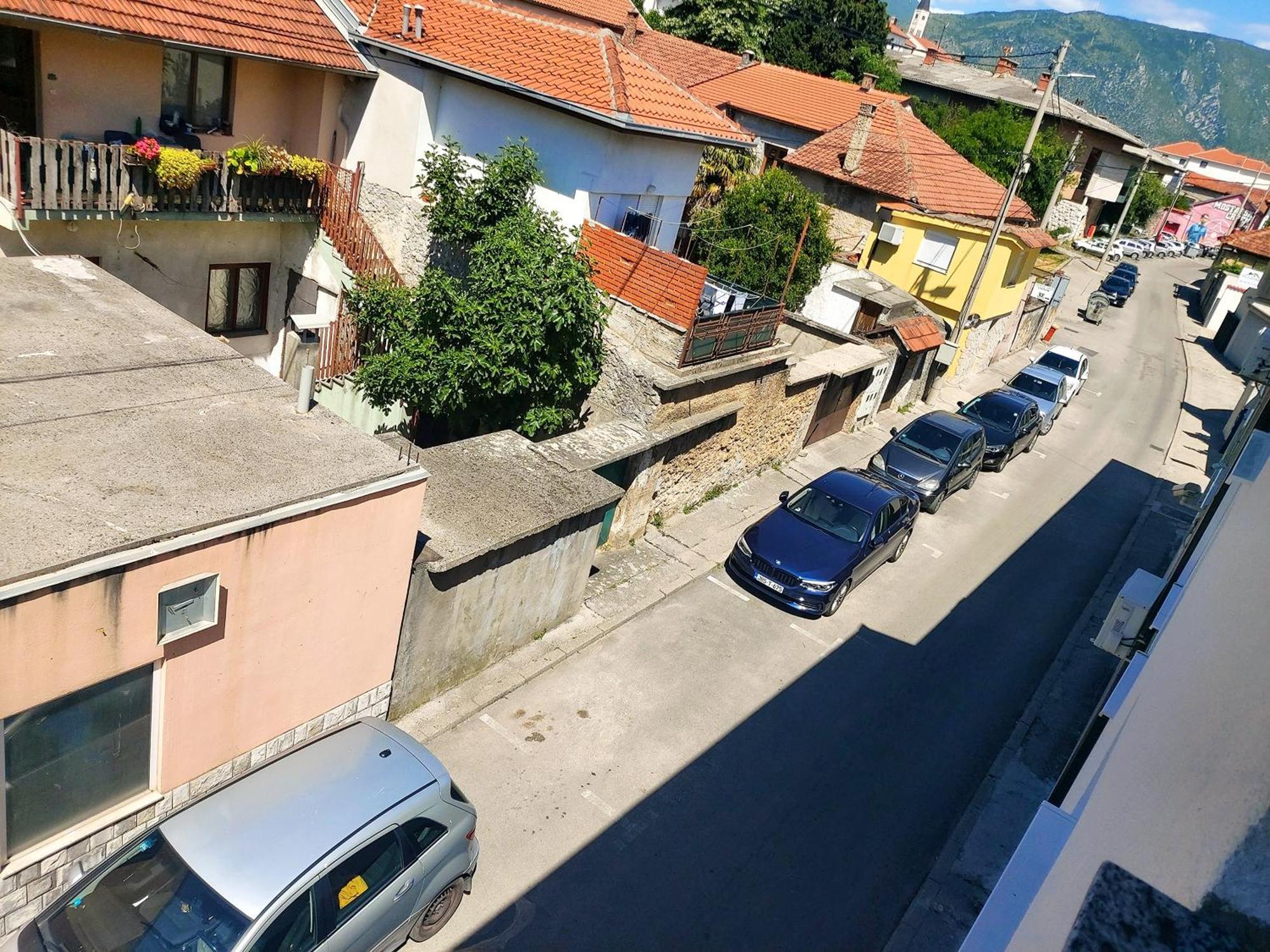 Zara Apartment With Terrace Near Old Town Mostar Exterior photo